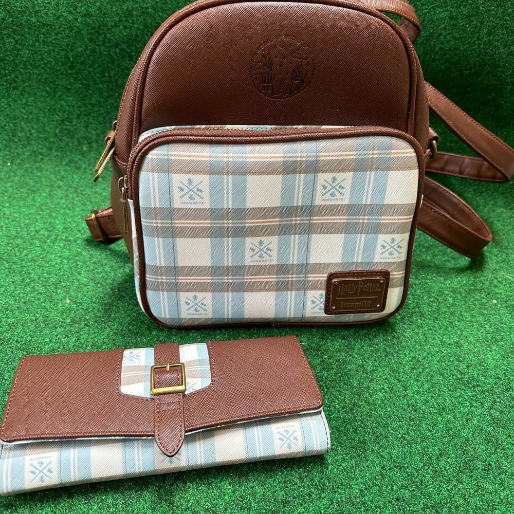 HP Loungefly Backpack and matching wallet